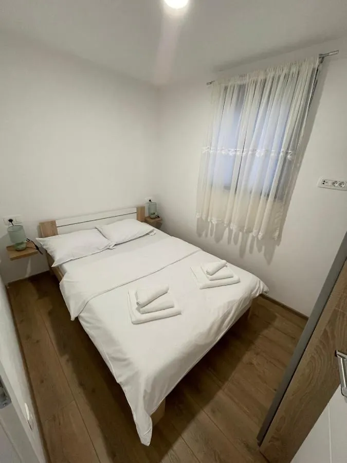 Holiday Home “Marko” With Heated Pool! Nin Croatia